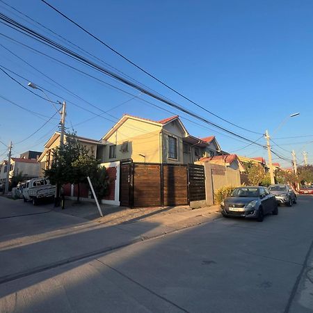 Hostel Tu Espacio Re - Casa Cerca Del Aeropuerto Santiago de Chile Exteriör bild