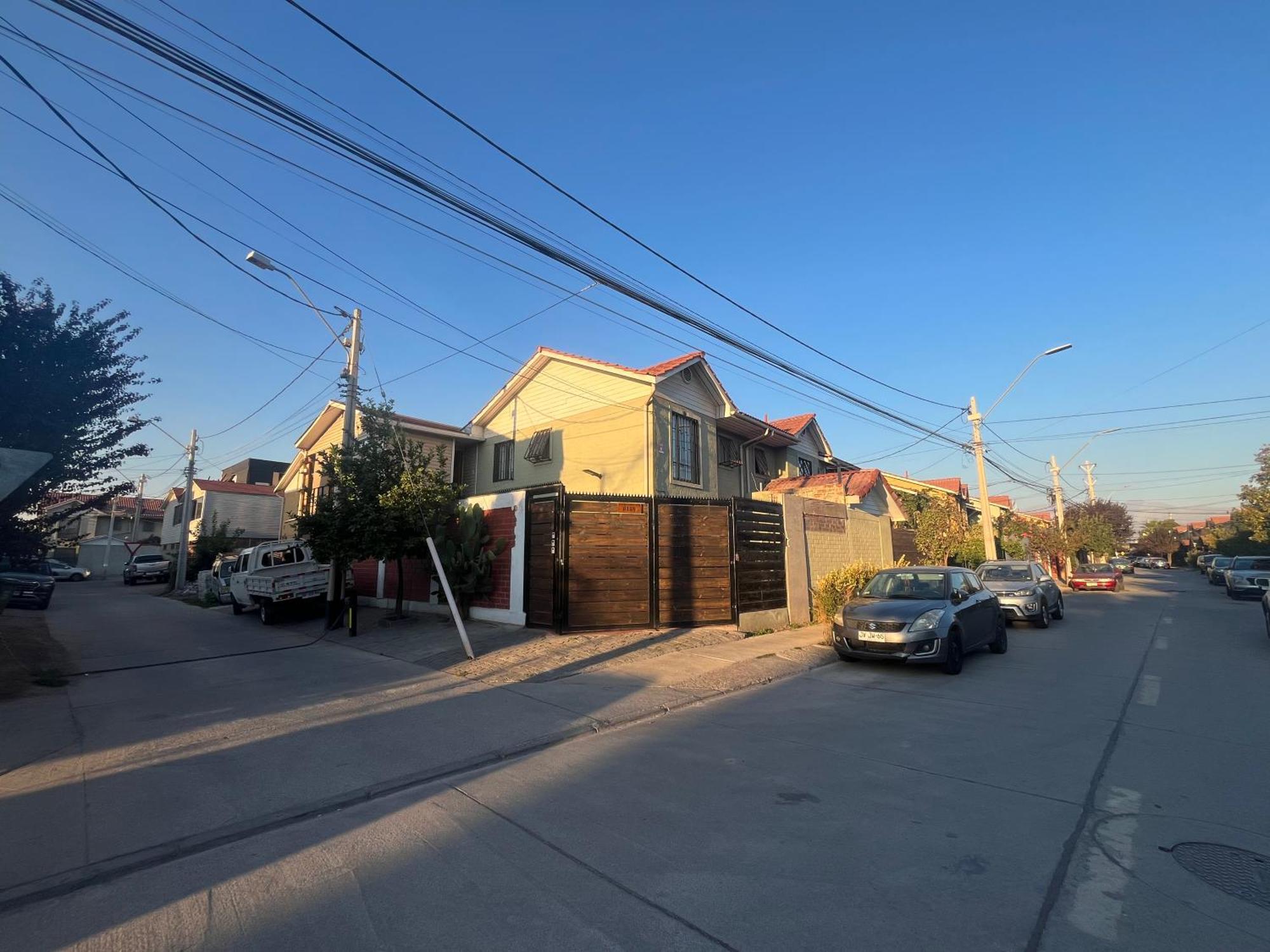 Hostel Tu Espacio Re - Casa Cerca Del Aeropuerto Santiago de Chile Exteriör bild
